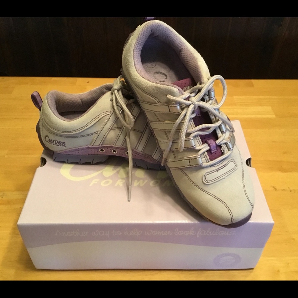 Curves for Women size 9 gray/purple athletic shoes
